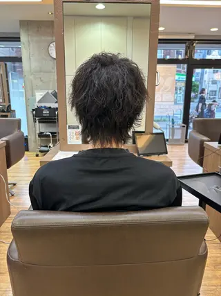 ショート カラー パーマ ヘアアレンジ メンズ メンズパーマの巨匠 鈴木純のヘアスタイル