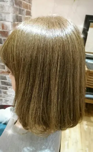 カラー ミディアム ＊Cielo＊ 佐藤 幸世のヘアスタイル