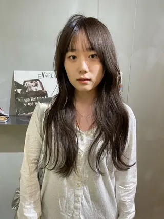 ロング カラー WA KOのヘアスタイル