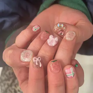 ネイル MODA MANAMIᵕ̈のネイルデザイン