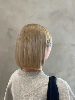 カラー 井上 嘉名のヘアスタイル