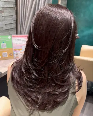 セミロング カラー 白崎 隆人のヘアスタイル