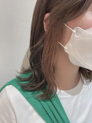 ミディアム カラー 🦖鶴岡 香純🦖のヘアスタイル