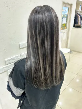 セミロング カラー 原田 英希のヘアスタイル