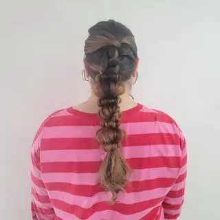 ロング ヘアアレンジ 渥美 寿美翔のヘアスタイル