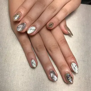 ネイル 💅chainail _aiのネイルデザイン