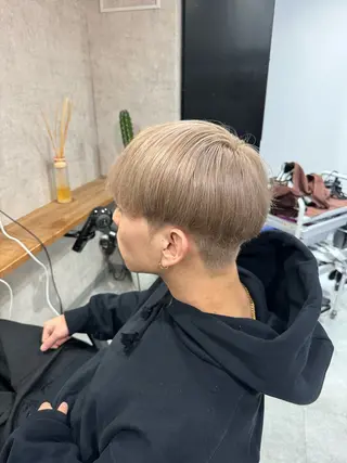 カラー メンズ 矢島颯哉/ハイトーン ブリーチカラー💎のヘアスタイル