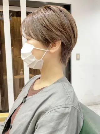 ショート シンプル+αな デザインを 松崎陸のヘアスタイル
