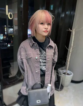 ショート 💖艶ハイトーン髪質 改善💖ケンシンのヘアスタイル