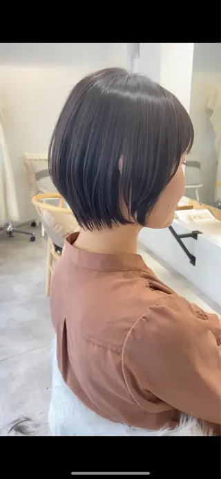 ショート カラー AIR HEALのヘアスタイル