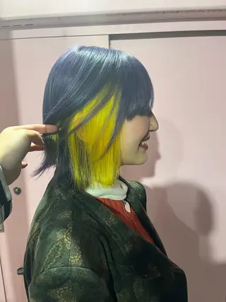 ミディアム カラー ヘアアレンジ 🩶【推しハイトーン 】yuzu🩶のヘアスタイル