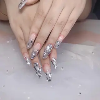 ネイル uu ネイルサロン関内🌼のネイルデザイン