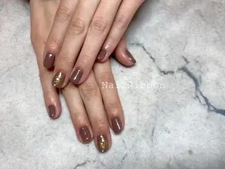 ネイル ネイルリボン 受付スタッフのネイルデザイン