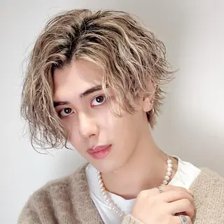 カラー メンズ トレンドパーマ‼️ NAOKI💥のヘアスタイル