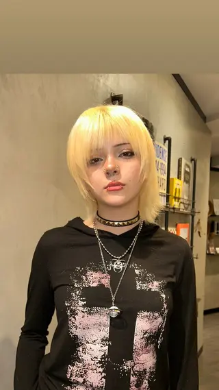 ミディアム カラー タナカ カナ🫧のヘアスタイル