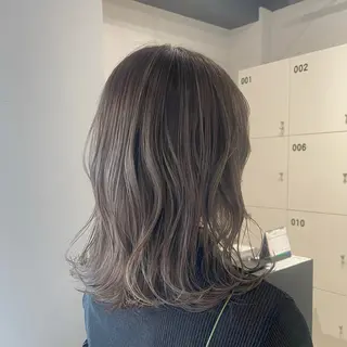 ショート カラー ブリーチ👩🦳/ ✂︎MANAMIのヘアスタイル