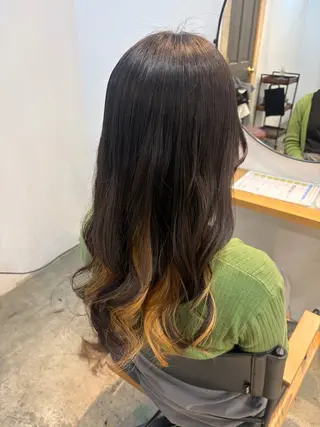 ロング 聖菜/ hina /レイヤー/艶カラーのヘアスタイル