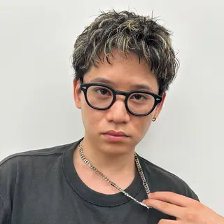 カラー パーマ メンズ 安達 脩人のヘアスタイル