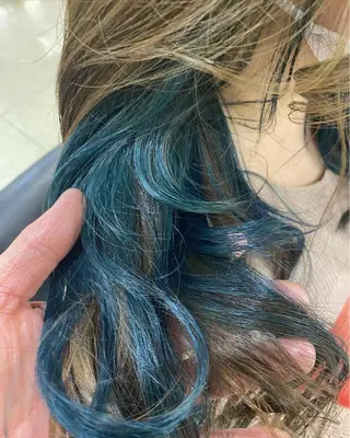 ロング カラー ヘアアレンジ 烏山 達也のヘアスタイル