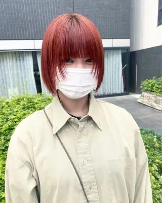 ショート カラー パーマ ヘアアレンジ デザインカラー/ボブ ブリーチカラー/ユリのヘアスタイル