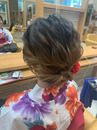 ヘアアレンジ K. SUZUKAのヘアスタイル