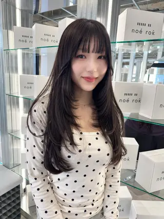 ロング 大場 菜月のヘアスタイル