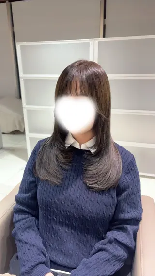ロング 土田 アキナのヘアスタイル
