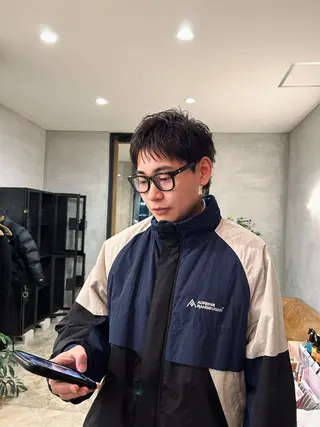 メンズ アイブロウ hale airiのヘアスタイル