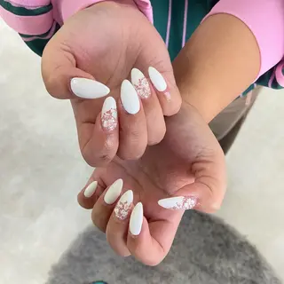 ネイル Bianca 若松 颯菜のネイルデザイン