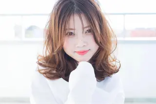 ミディアム カラー 小野 和摩のヘアスタイル