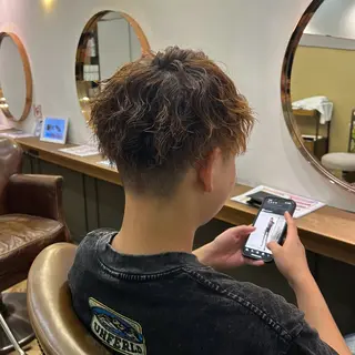 ショート パーマ メンズ 森本 愛華のヘアスタイル