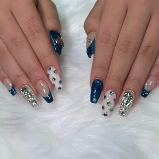 ネイル M.jewelry himeka🍒のネイルデザイン