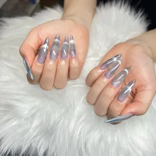 ネイル Queen Nail 柏店　クイーンネイルのネイルデザイン