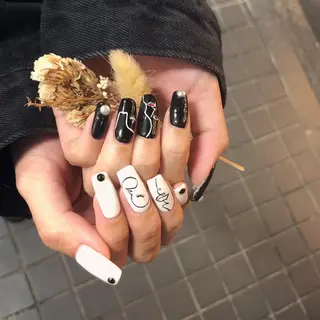 ネイル 中牟田 彩水のネイルデザイン