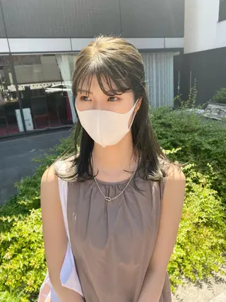 セミロング デザインカラー/ボブ ブリーチカラー/ユリのヘアスタイル