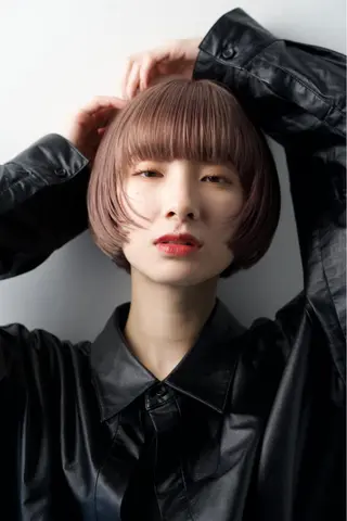 ミディアム 美髪改善ストレート/ 植村友哉のヘアスタイル