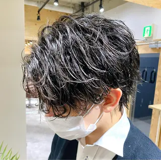 カラー メンズ トレンドパーマ‼️ NAOKI💥のヘアスタイル