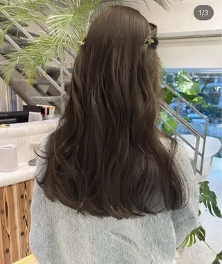 ミディアム 段野吾颯 ／ベージュカラーのヘアスタイル