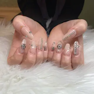 ネイル HANA 中初美のネイルデザイン