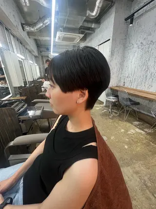 ショート どす こいのヘアスタイル