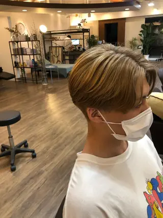 ミディアム カラー メンズ MATSURI BASE.AWAJIのヘアスタイル