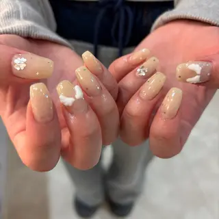 ネイル 栗田 ゆう子のネイルデザイン