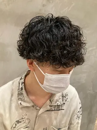 ショート パーマ メンズ 波巻きスパイラルパー マ/シャドウパーマ駿のヘアスタイル