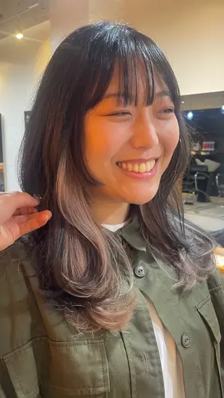 ミディアム カラー 韓国レイヤー/柔らか カラー/RIN🎀のヘアスタイル