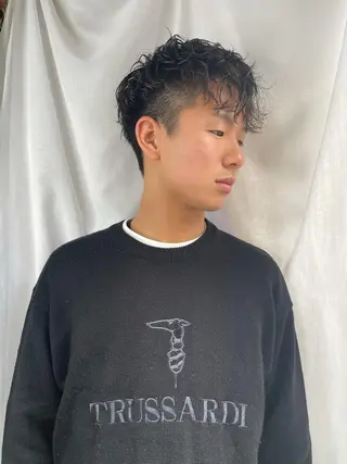 ショート 早瀬裕之 パーマのヘアスタイル