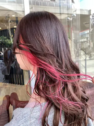 ロング カラー デザインカラー✨新倉 佑奈のヘアスタイル