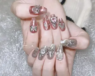 ネイル RINA 🤍のネイルデザイン
