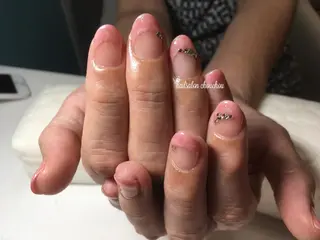 ネイル 爪のお悩みサロン シュシュエットのネイルデザイン