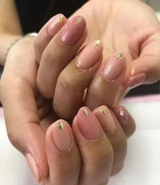 ネイル Nailsalon Ｒ《喜多見3分》のネイルデザイン