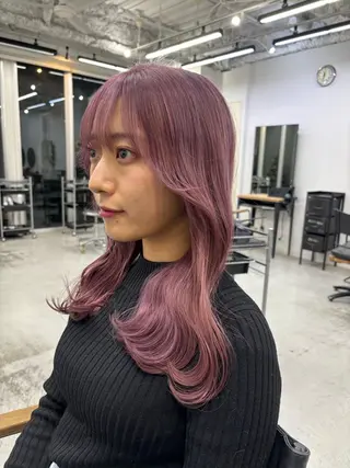 ロング カラー ヘアアレンジ 坂齋大地/レイヤー/ ミルクティーのヘアスタイル